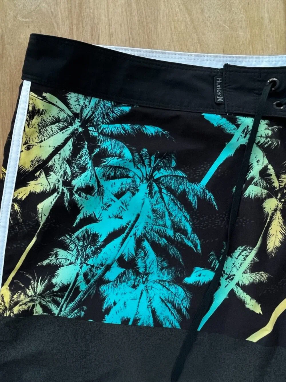 HURLEY PHANTOM TROPICAL PALM TREES BOARD SHORTS Men’s sz 38 Black